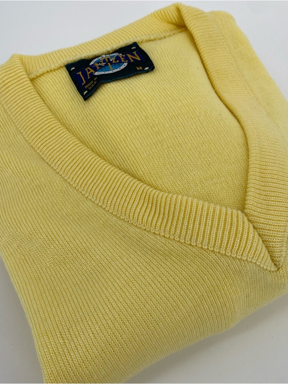Jantzen Men's V-Neck Sweater Yellow